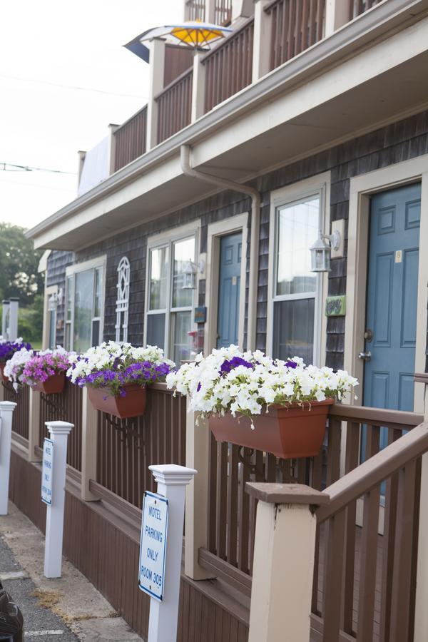 Seaside Inn Falmouth Exterior photo