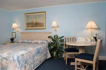 Seaside Inn Falmouth Exterior photo